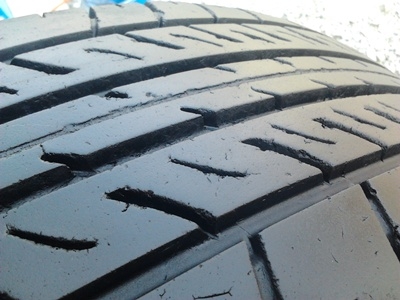 ขายยาง205/70/15 ปี 1211 MICHELIN 1 ชุด  ราคา :  5,000.00  บาท