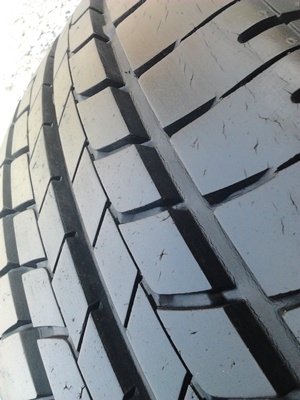 ขายยาง205/70/15 ปี 3407 BRIDGSTONE LEO RV 1 ชุด ราคา : 3,800.00 บาท ขายยาง205/70/15 ปี 3407 BRIDGSTONE LEO RV 1 ชุด ราคา : 3,800.00 บาท