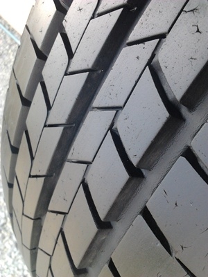 ขายยาง205/70/15 ปี 3407 BRIDGSTONE LEO RV 1 ชุด ราคา : 3,800.00 บาท ขายยาง205/70/15 ปี 3407 BRIDGSTONE LEO RV 1 ชุด ราคา : 3,800.00 บาท