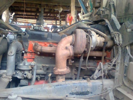 ISUZU ROCKY FXZ 240 HP 6SD1 ปี 40 สิบล้อ 2 เพลา ร็อกนางฟ้า มีระบบลากพ่วงติดตั้งมาให้ครบพร้อมใช้งาน กระบะคอกไม้มีบาร์อ้อยไม่ดั๊มพ์ เครื่องแน่นดีไม่มีเยิ้ม หัวเก๋งบางเดิมภายในเก๋งสวยครบพร้อม แอร์เย็น พ.เพาเวอร์ เบรคทริ๊ปฟี้ ช่วงล่างคัชซีสวยไม่มีดาม ยางสภาพด