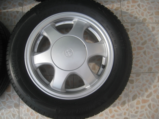 ขายล้อแม็กเดิม Toyota soluna 14"x5" et33 4รู100 +ยางปี 11 (081-3747940)