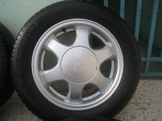 ขายล้อแม็กเดิม Toyota soluna 14"x5" et33 4รู100 +ยางปี 11 (081-3747940)