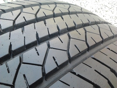 ขายยาง235/55/18 ปี 10 DUNLOP SP 270 1 คู่  ราคา :  5,500.00  บาท