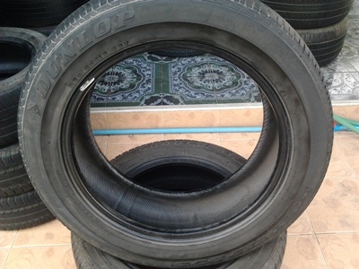 ขายยาง235/55/18 ปี 10 DUNLOP SP 270 1 คู่  ราคา :  5,500.00  บาท