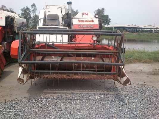 รถเกี่ยว DC - 60