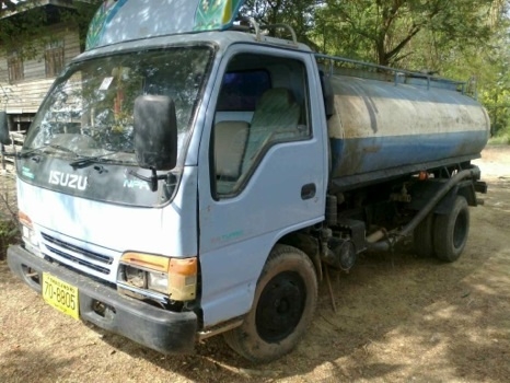 ISUZU NPR 120 แรง แท็งค์น้ำ รถห้างแท้ ซัซซีสวย ระบบน้ำใช้งานได้ 520000