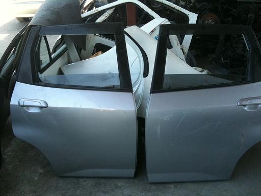 ขาย ประตู - เบาะ jazz  คับสภาพสวย คับ