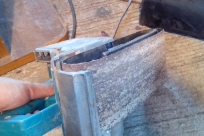 เครื่องขัดกระดาษทรายรถถังมากีตา