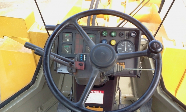 ขาย WA100-1  จากญี่ปุ่นแท้  เซอร์ วิส ครบ  จากศูนย์ โคมัสสุ พร้อม เล่ม ทะเบียน จัดไฟแนนท์ ได้   0856177640  กฤต ลำปาง