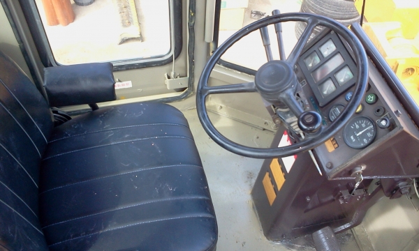 ขาย WA100-1  จากญี่ปุ่นแท้  เซอร์ วิส ครบ  จากศูนย์ โคมัสสุ พร้อม เล่ม ทะเบียน จัดไฟแนนท์ ได้   0856177640  กฤต ลำปาง