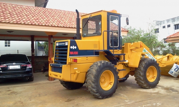 ขาย WA100-1  จากญี่ปุ่นแท้  เซอร์ วิส ครบ  จากศูนย์ โคมัสสุ พร้อม เล่ม ทะเบียน จัดไฟแนนท์ ได้   0856177640  กฤต ลำปาง