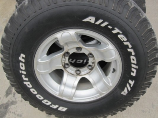 แม็ก 15 ยาง BF 31 AT