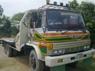 HINO  F18 เครื่อง HO7C 185 แรง เบรคจิฟฟี่ พวงมาลัย พาวเวอร์ มีสโลว์ ขึ้นแม็คโคร