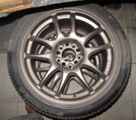 ขาย work emotion cr+35 17 8นิ้ว  เดิมๆไม่มีทำสี สภาพดี เก่ายุ่นครับ  มีคู่เดียวนะคับขาย  15500