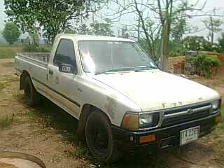 TOYOTA  MIGHTY X ปี 33  เครื่อง 2L-Turbo รถบ้านสวย หัวบาง ยาวดี คัสชีสวย พร้อมโอน