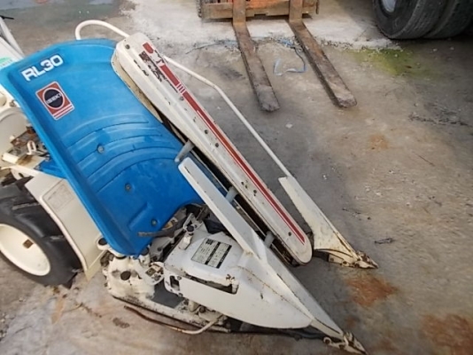 รหัส:12000858รถเกี่ยวข้าวเดินตามใช้เครื่องKF34Gขนาด2.3PS.คล่องตัวสภาพสวย