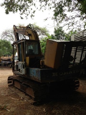 ขายรถแบคโฮ KOMATSU pc100-3