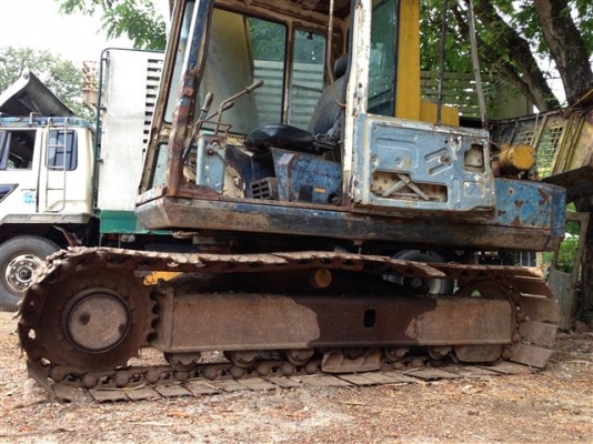 ขายรถแบคโฮ KOMATSU pc100-3