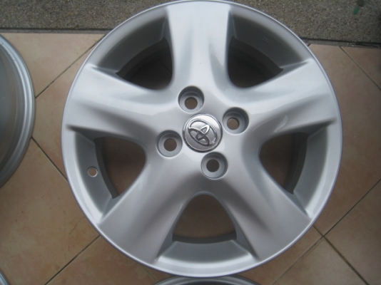 ขายล้อแม็กเดิม Toyota vios 15"x5.5" et45 4รู100 (081-3747940)