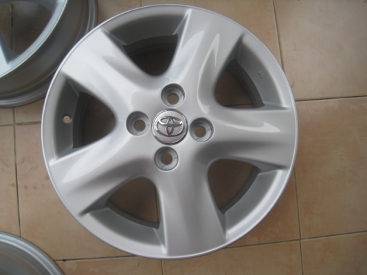 ขายล้อแม็กเดิม Toyota vios 15"x5.5" et45 4รู100 (081-3747940)