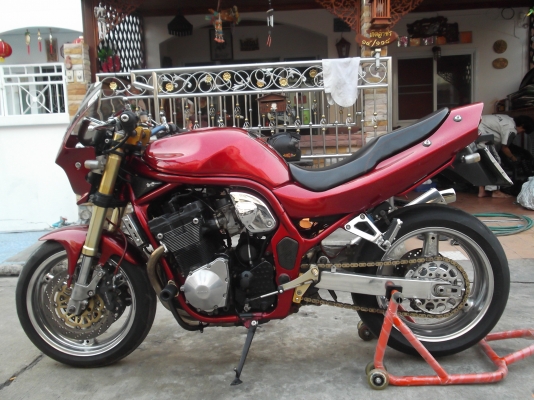 ขาย bandit 1100 inv. ครับ