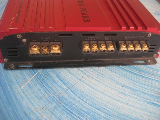 ระดับ ไฮเอนด์ ขับ กลางแหลม ให้เสียงดีดนตรีครบ