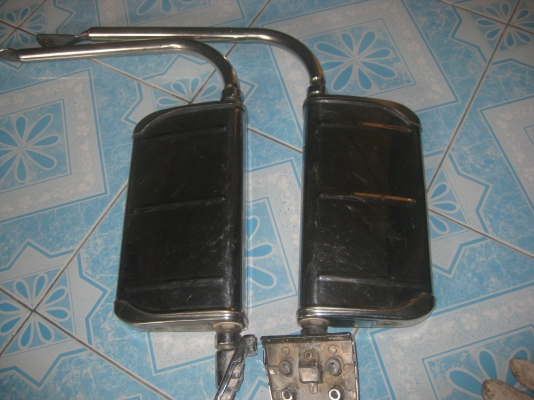 ขายกระจกมองข้างเป็นสแตนเลส สวยๆ หนึ่งคู่ครับ