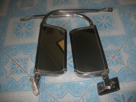 ขายกระจกมองข้างเป็นสแตนเลส สวยๆ หนึ่งคู่ครับ