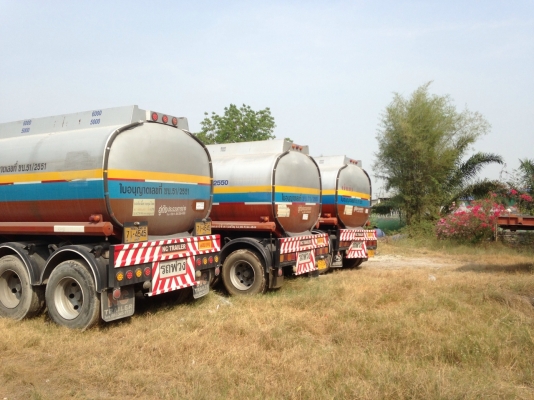 ขายหางน้ำมัน 3หาง 3เพลา โหลดบน