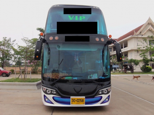 ขายบัสแอร์8ล้อ2ชั้นคลัทซี ช่วงล่าง+เครื่อง MITSUBISHI 10 น็อตแท้