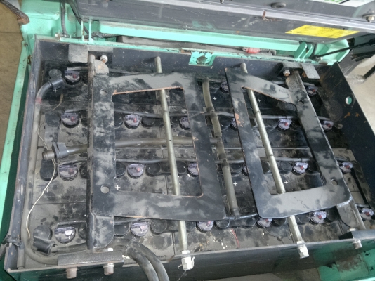 ขายรถฟอร์คลีฟท์ไฟฟ้า MITSUBISHI  FB15 รถนอกนำเข้าจากญี่ปุ่น ราคาถูกครับโทรเลย.มานะ 085-9049669