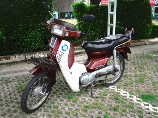 ร้อนแล้ว..Honda &ldquo; Custom&rdquo; c900 สวยๆสีเดิมบาง+อะไหล่เดิมแท้ทั้งคัน สภาพประกวด เล่มชุดโอนครบ ด่วนๆ กทม.