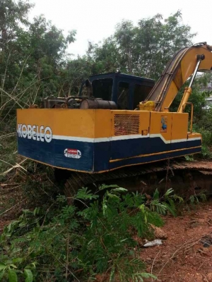 โกเบโล่ sk 200 mark 2 สภาพสวยมาก ราคาต่อรองได้ เอกสารอินวอย ปั้มใหม่ แห้ง ลอเลอร์ใหม่  087-2976734