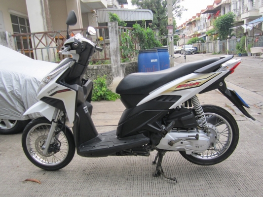 ยังไงก็ขาย click iปี52 เครื่องดีเดิม ชุดโอนครบ