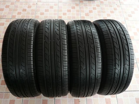 ขายยาง YOKOHAMA EARTH1 195-60-15 สวยๆๆ (1ชุด)