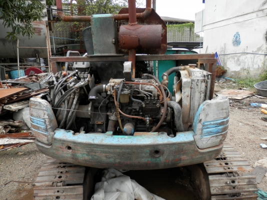 แบคโฮKOMATSU PC40-7 รถพร้อมใช้งาน ฝาครอบเครื่องไม่มี