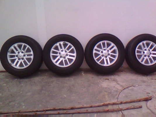 ขายแม็ก vigo champ ตัว 4 ประตู