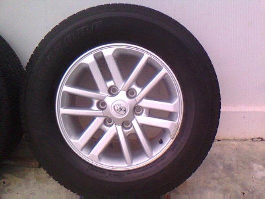 ขายแม็ก vigo champ ตัว 4 ประตู