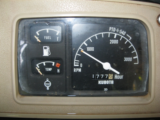 ขาย kubota L2002 dt-m