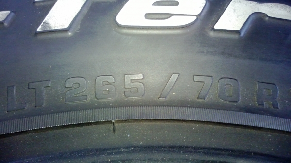 ยาง  BFall 265-70-16 ปี 09