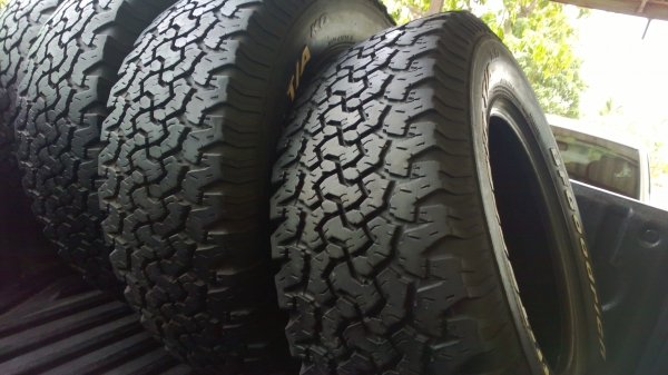 ยาง  BFall 265-70-16 ปี 09