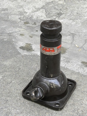 ขายแม่แรงรถตู้หัวจรวด