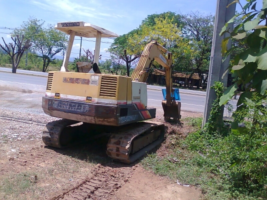 ขายด่วน..รถแบคโฮ ยันม่าร์ YB 451 UZ แบคโฮสวย เก่าญี่ปุ่นแท้ มีใบอินวอยล์.