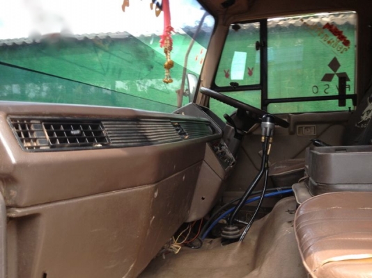 รถมิตซู 10 ล้อดั๊ม FN527 - TD  195 แรงม้า  สนใจติดต่อ 081 - 6079515