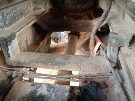 รถมิตซู 10 ล้อดั๊ม FN527 - TD  195 แรงม้า  สนใจติดต่อ 081 - 6079515