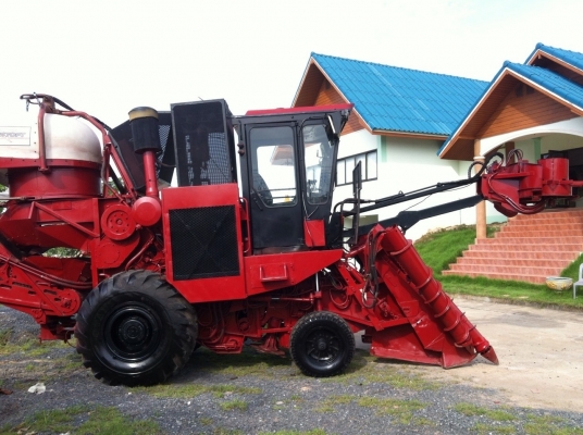 ขายรถตัดอ้อย ออสทอฟ ปี1999 ล้อยาง สภาพดี