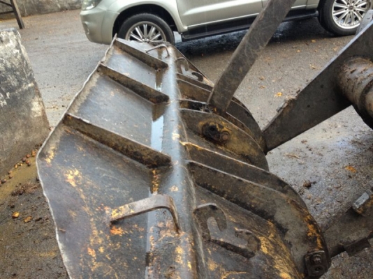 รถตัก โคมัสซุ 507  สนใจติดต่อ 081 - 6079515