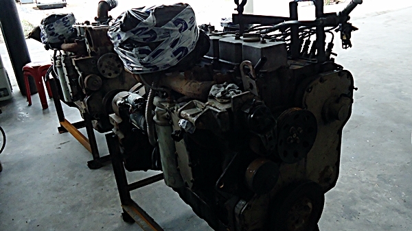ขายเครื่องยนต์คัมมิ่น รุ่น 6CTAA  มือสองจากอเมริา