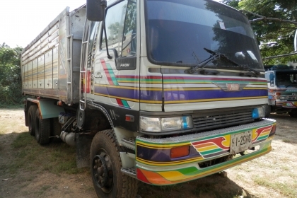 10ล้อดั้ม HINO FM3M ปี39 ดั้มมิเนียม มีระบบลากลูก ยาง90\%