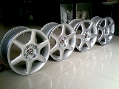 แม็กซ์ อิตาลี ขนาด15 นิ้ว 4รู100 แม็กซ์ อิตาลี ขนาด15 นิ้ว 4รู100